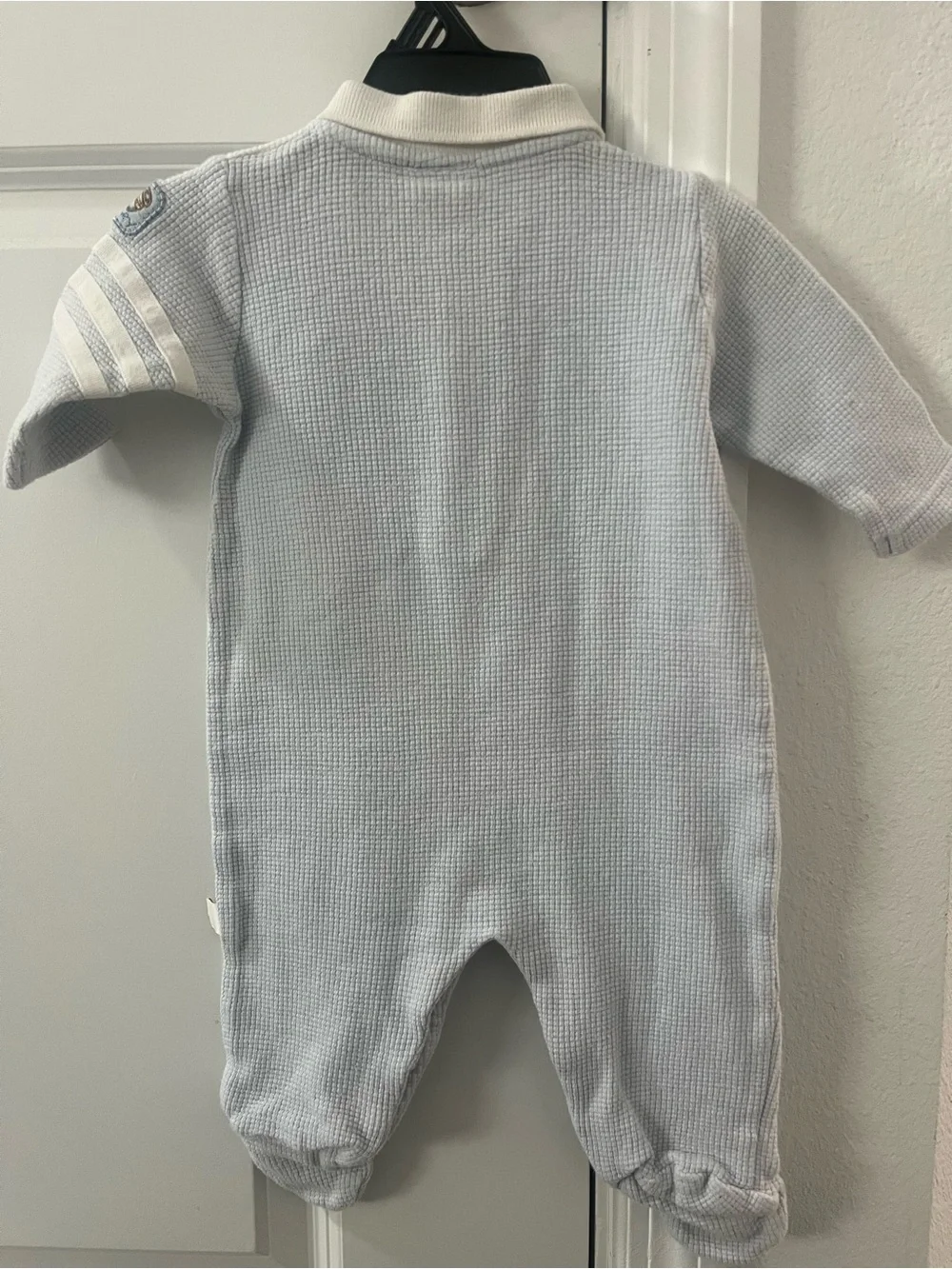 Vintage Winnie the Pooh Classic Pooh Waffle Knit Footed sleep & play (0-3m)